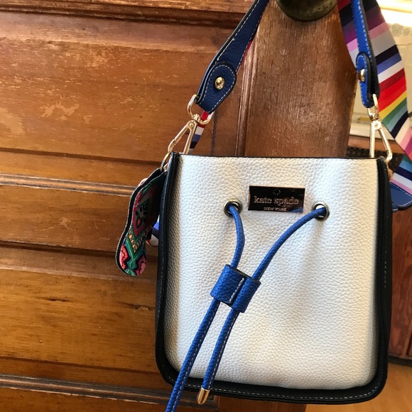 Kate Spade off White blue and Black bag - Picture 2 of 6
